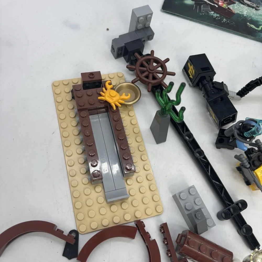 RARE Lego 7776 Aquazone Aquaraiders Shipwreck 99% Complete w/ Manual